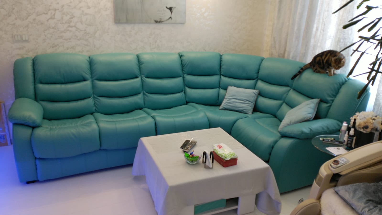 Перетяжка дивана на дому. Решетниково